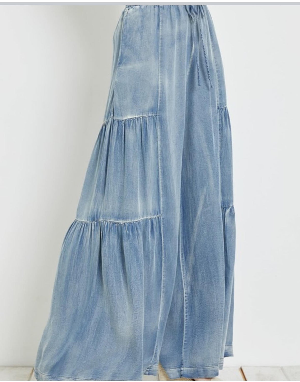 RUFFLED SIDE DENIM WIDE PANTS